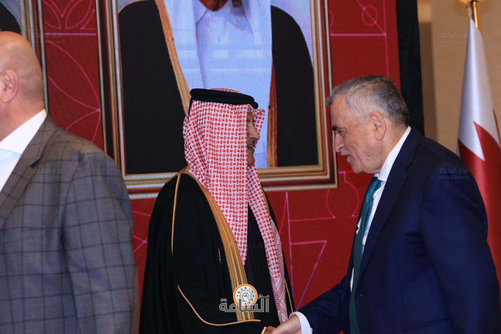 Madar Al-Saa Images 0.9524639214314564