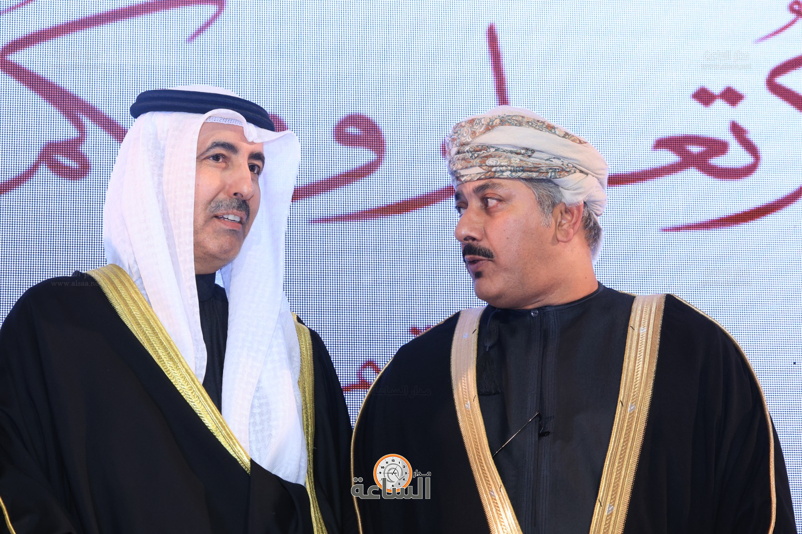 Madar Al-Saa Images 0.47234830268154215