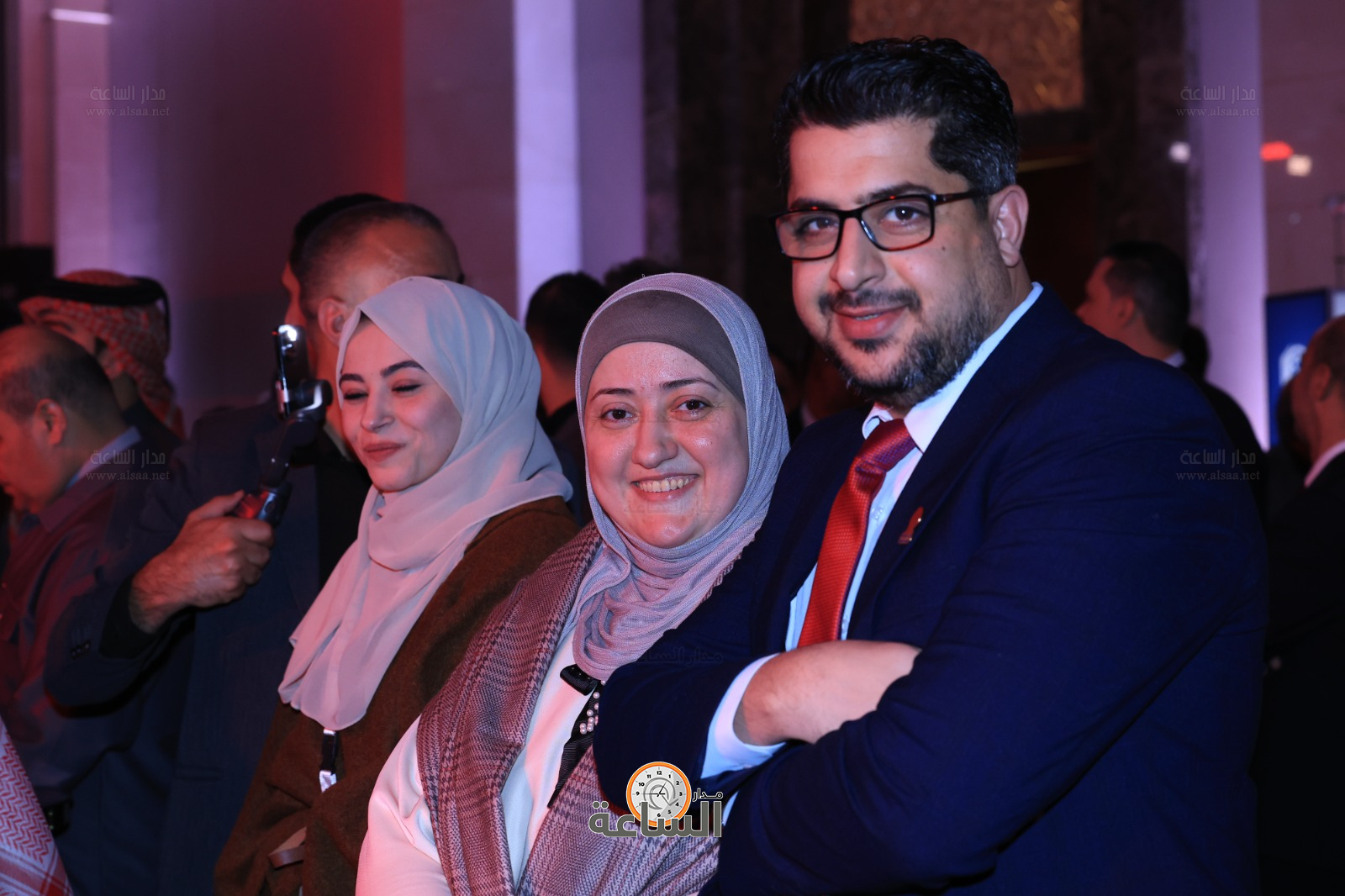 Madar Al-Saa Images 0.4235776351331457