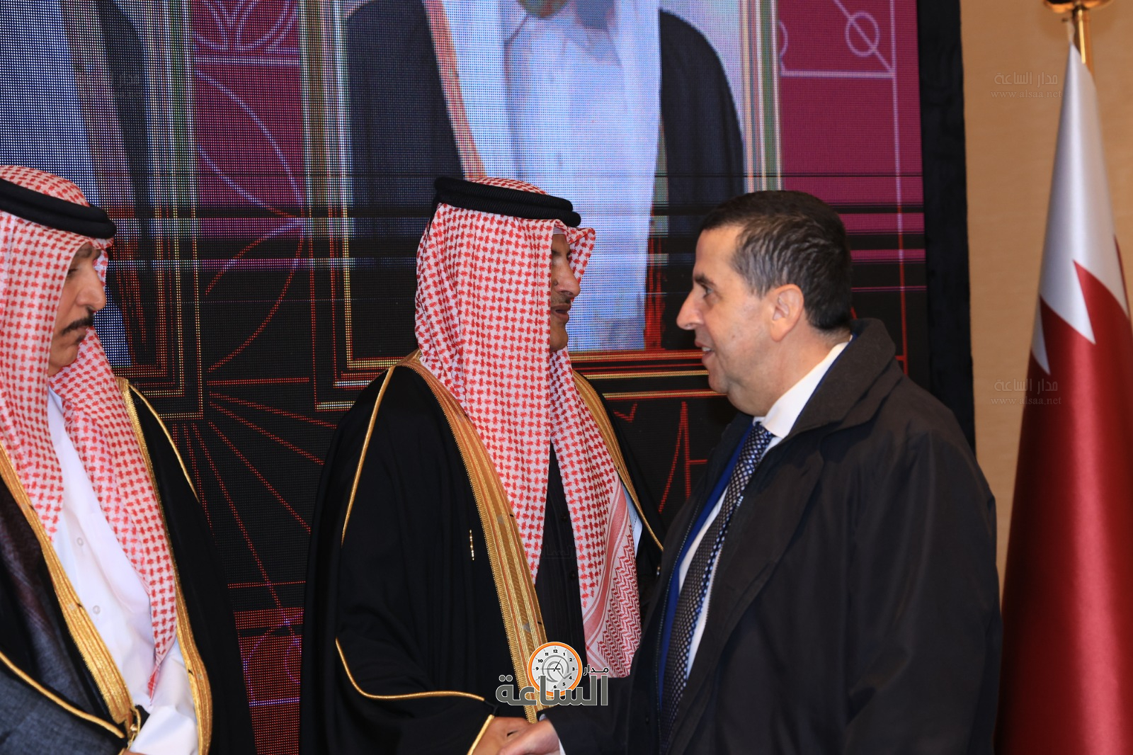 Madar Al-Saa Images 0.44557173659480886