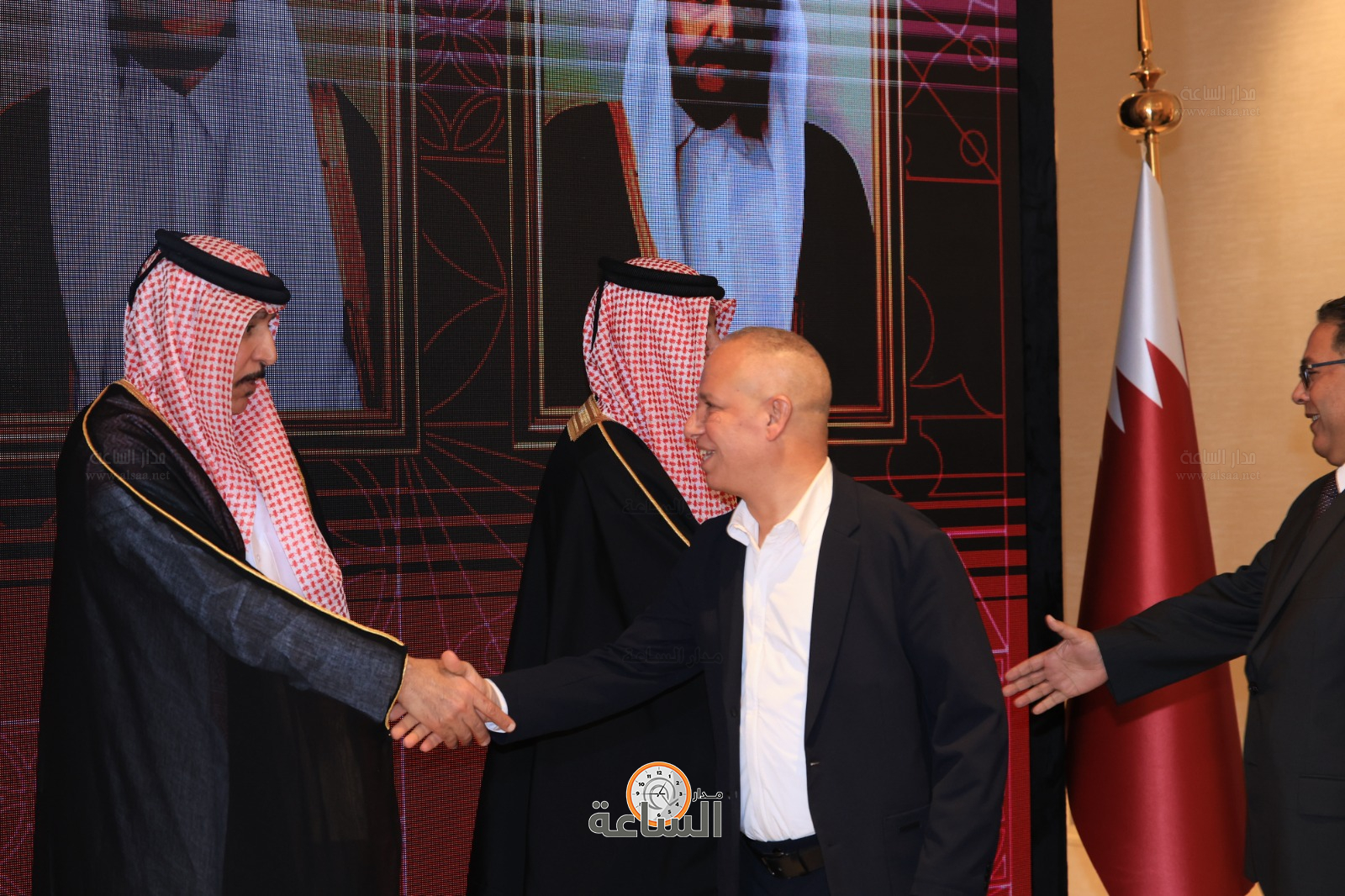 Madar Al-Saa Images 0.7014808038148775