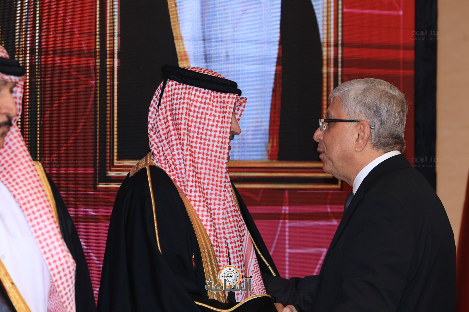 Madar Al-Saa Images 0.9184233682982995