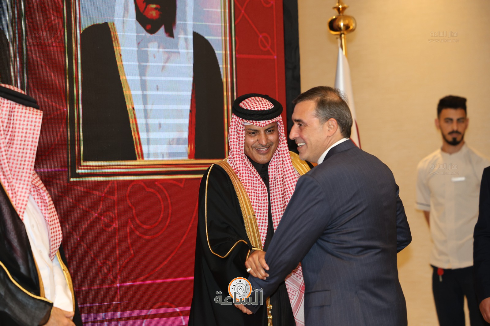 Madar Al-Saa Images 0.02377769010987263