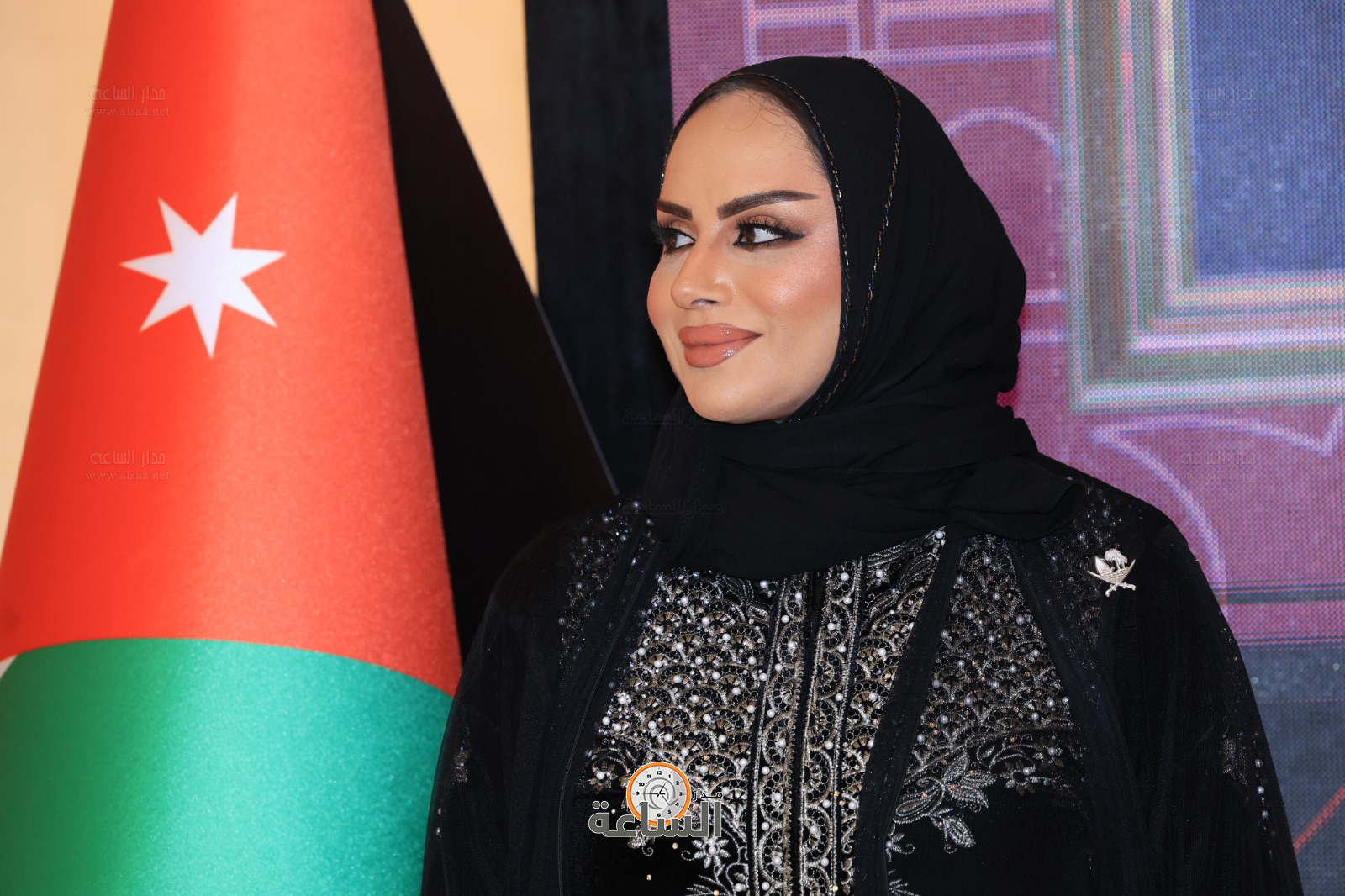 Madar Al-Saa Images 0.14766186188558394