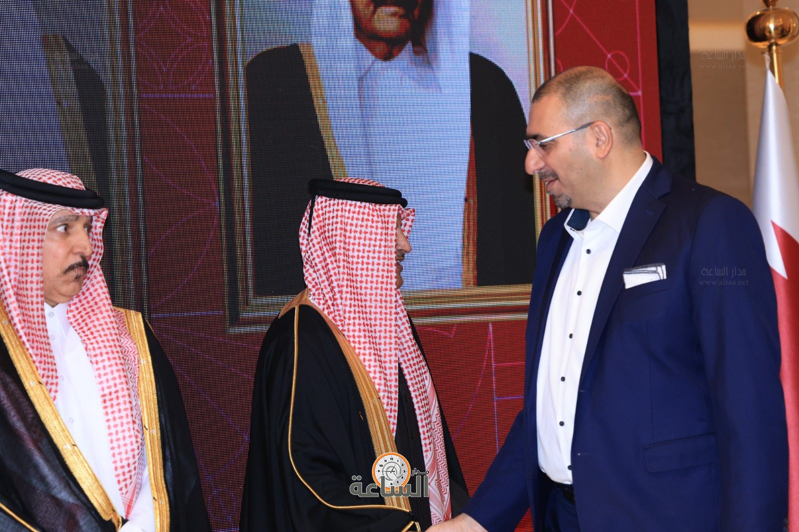 Madar Al-Saa Images 0.3982272768288315