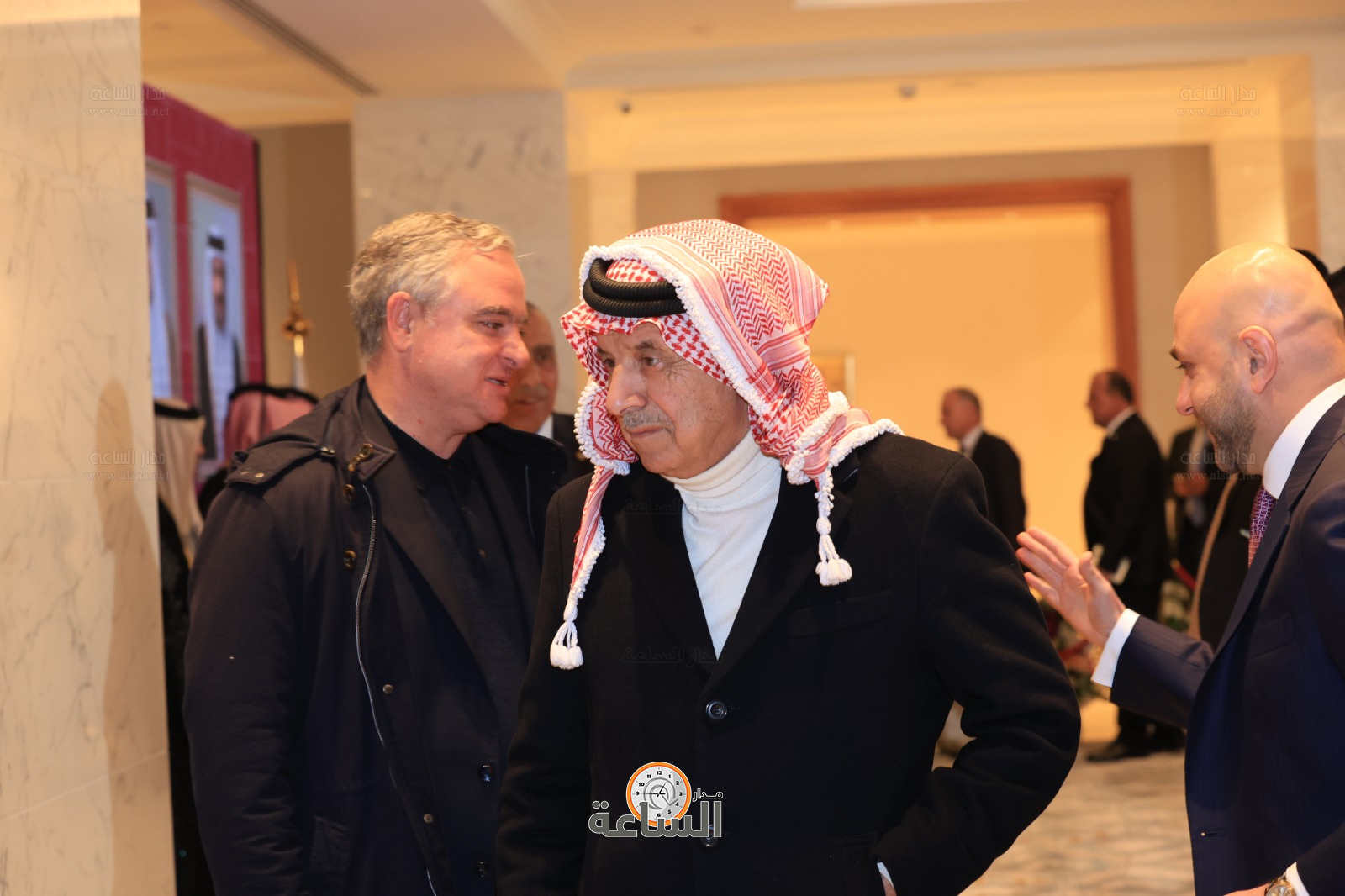 Madar Al-Saa Images 0.3968575511663146