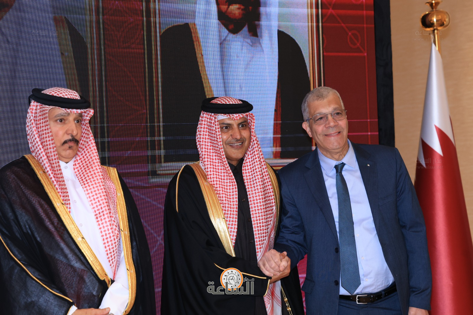 Madar Al-Saa Images 0.871745561529089