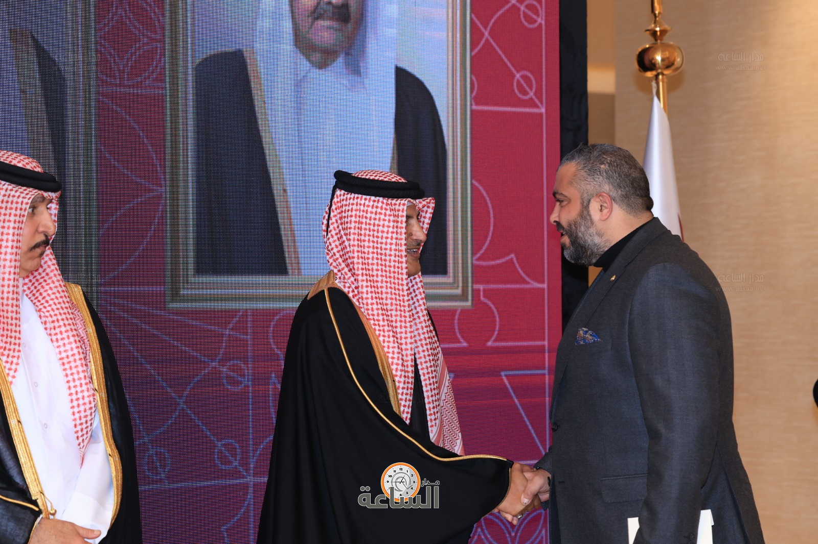 Madar Al-Saa Images 0.5281770950302861