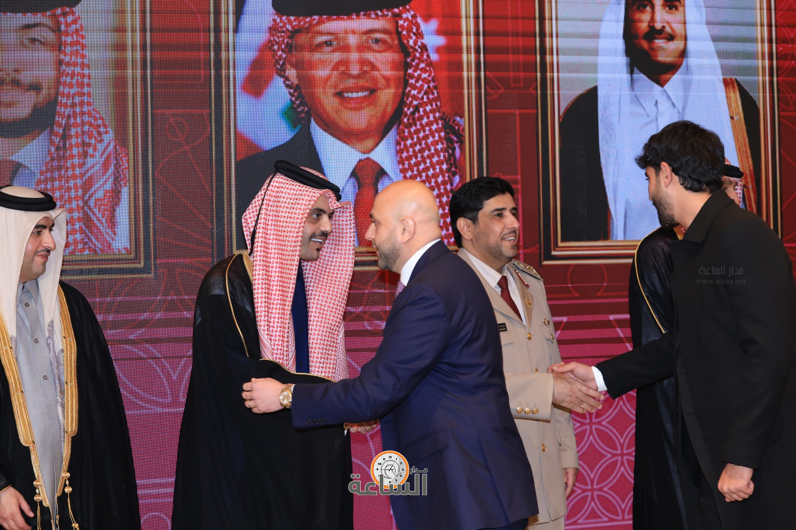 Madar Al-Saa Images 0.4203735884442722