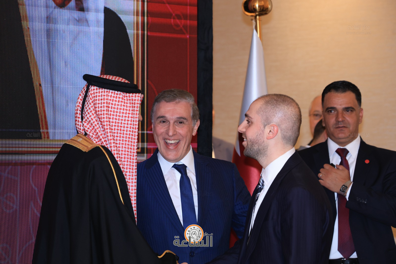 Madar Al-Saa Images 0.14625986882541242