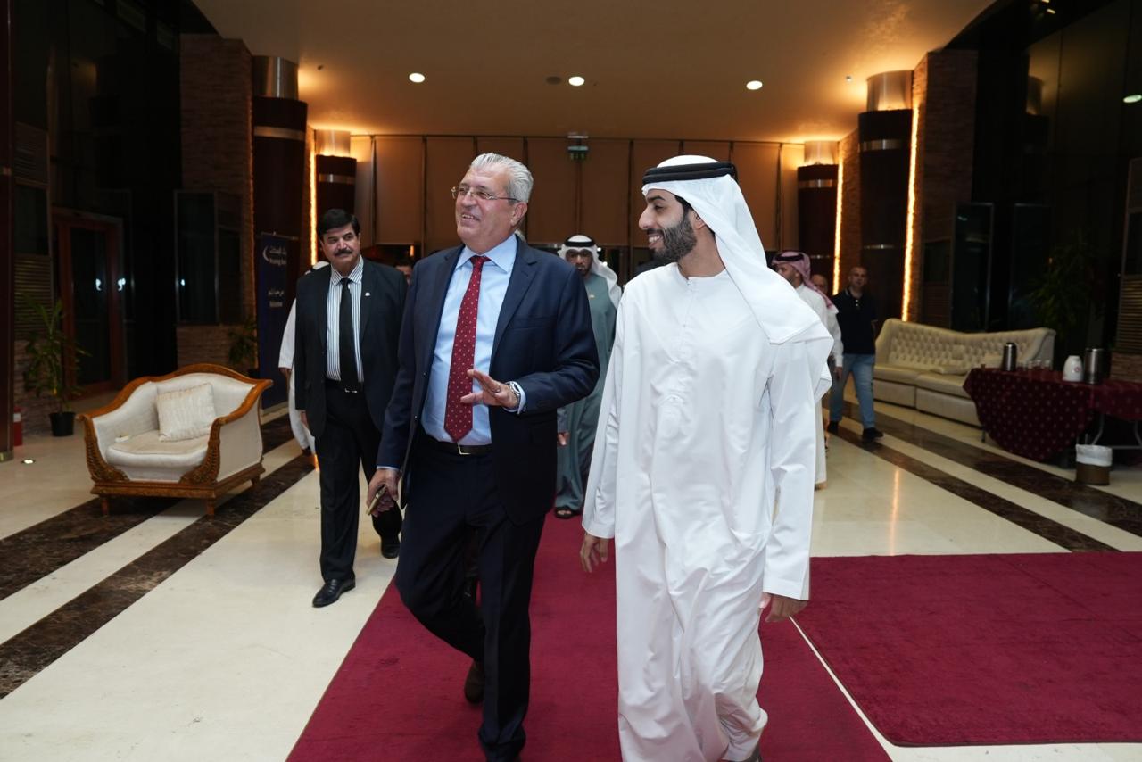 Madar Al-Saa Images 0.5701968422862584