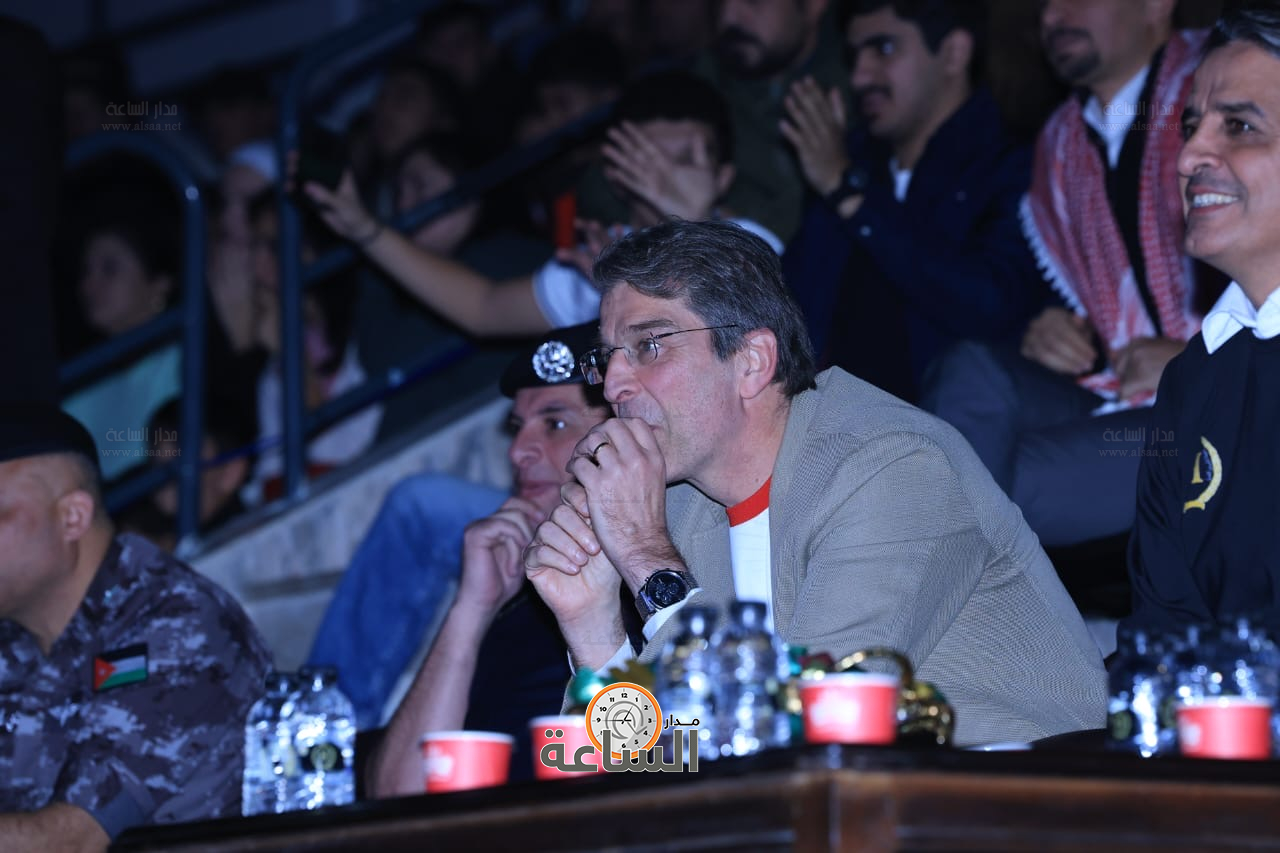 Madar Al-Saa Images 0.7952171323613831