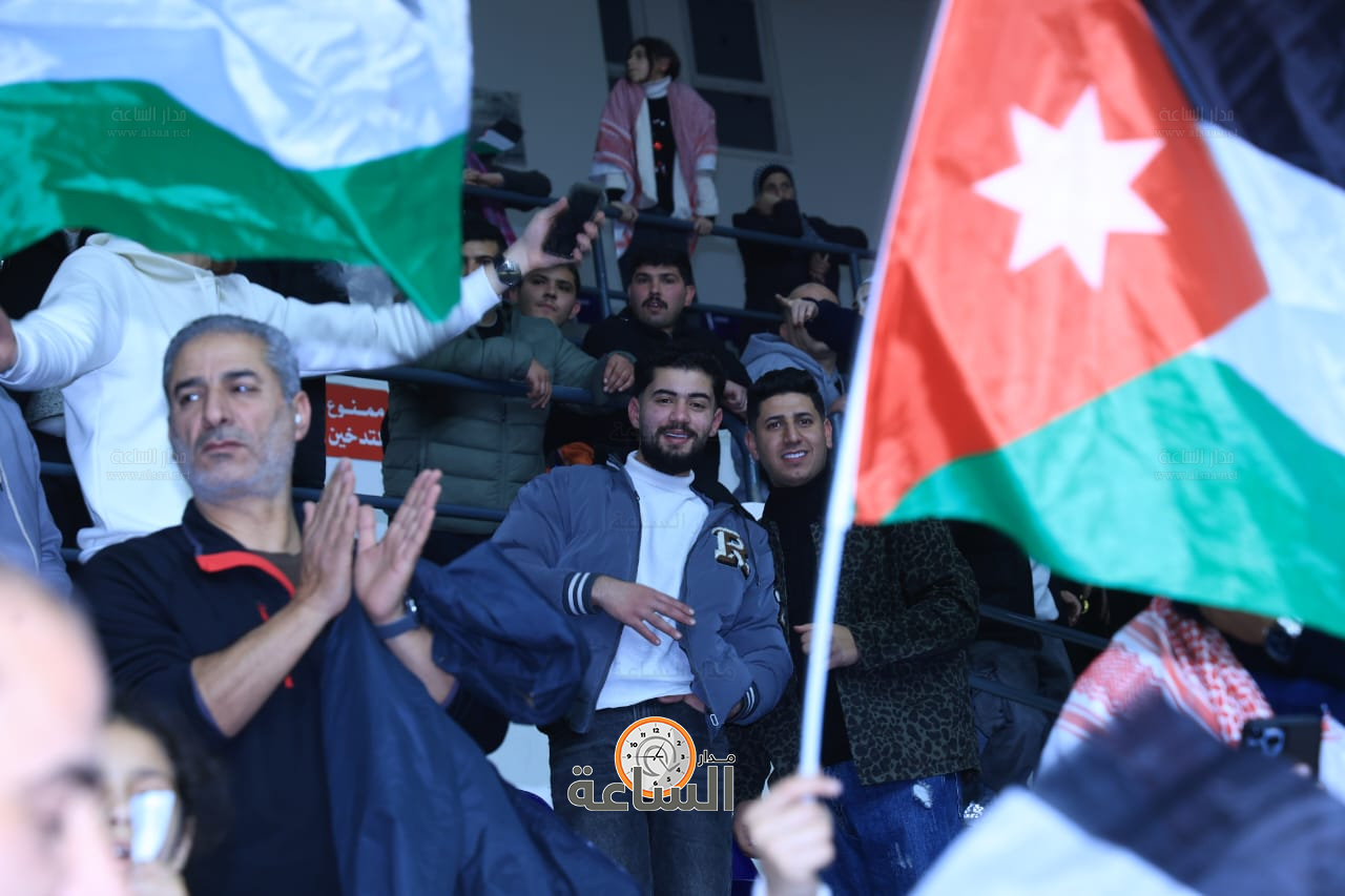 Madar Al-Saa Images 0.03534208326601207