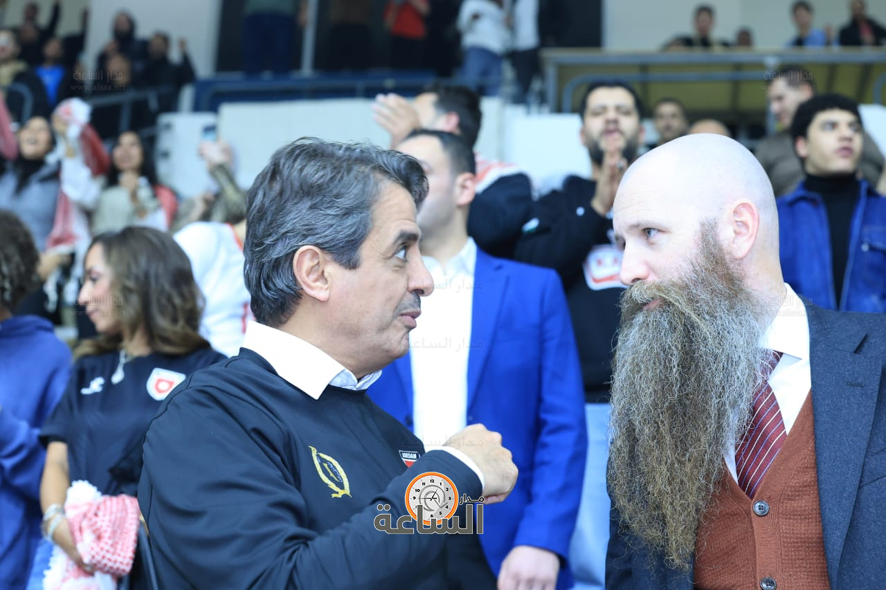 Madar Al-Saa Images 0.1700669562967122