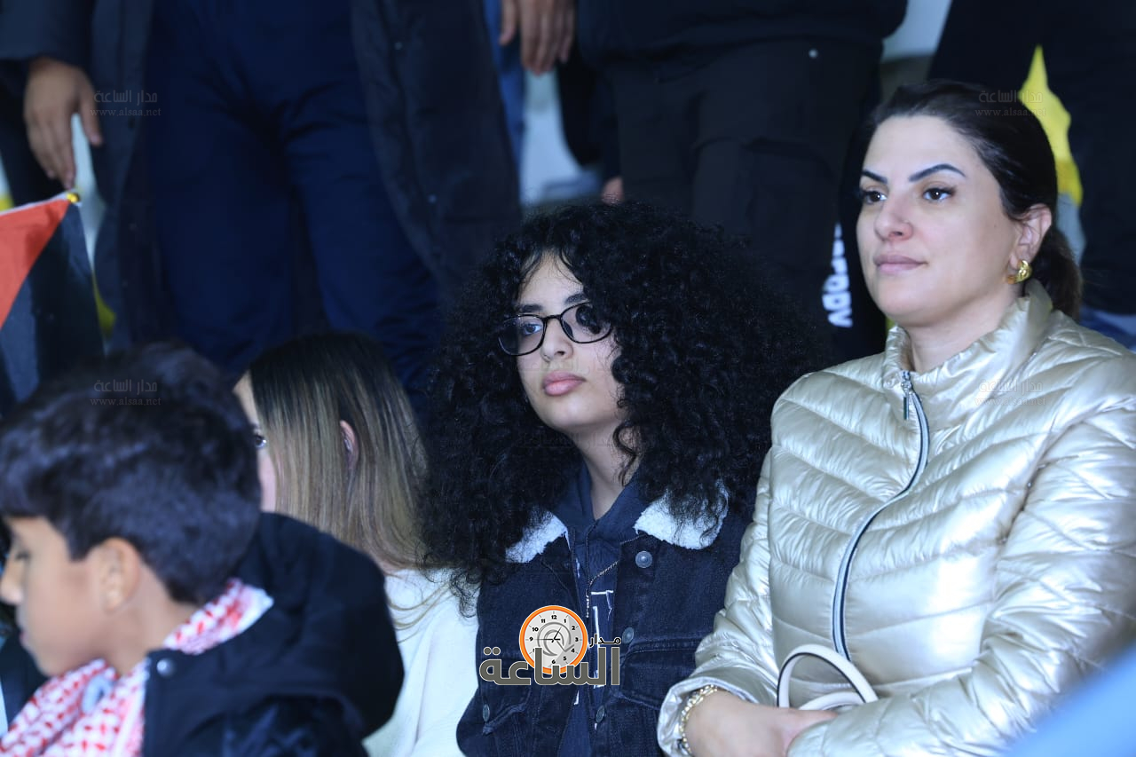 Madar Al-Saa Images 0.42984966115553536