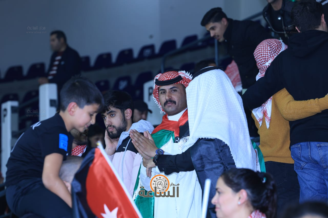 Madar Al-Saa Images 0.7085331541157084