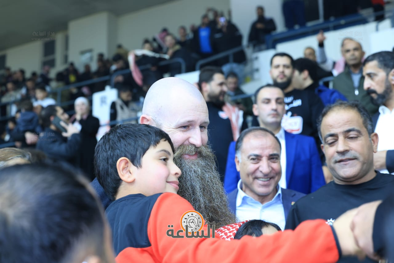 Madar Al-Saa Images 0.8227665298680564