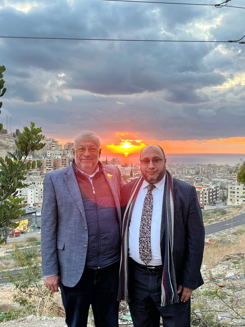 Madar Al-Saa Images 0.6380687740243214