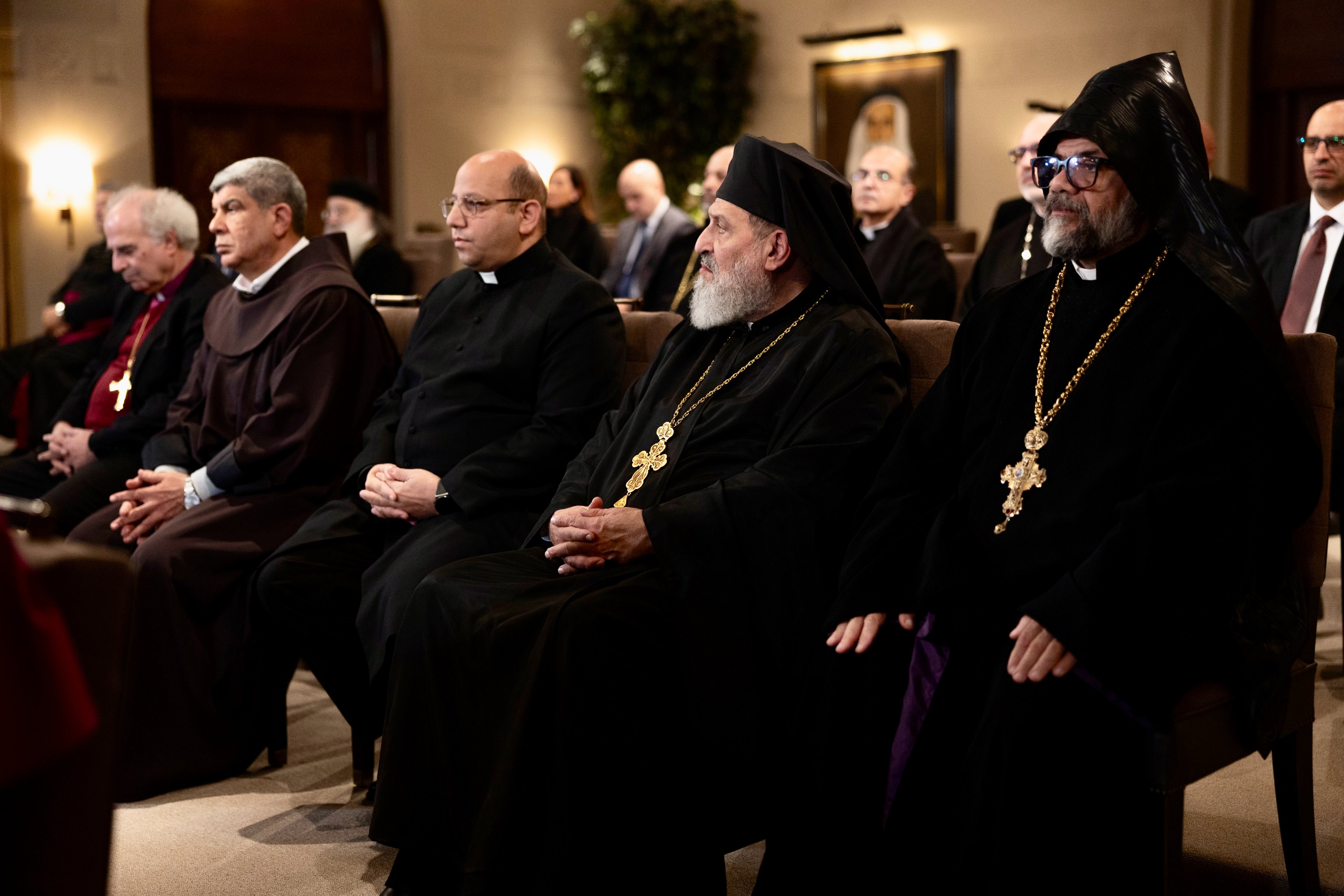 Madar Al-Saa Images 0.278669075639572