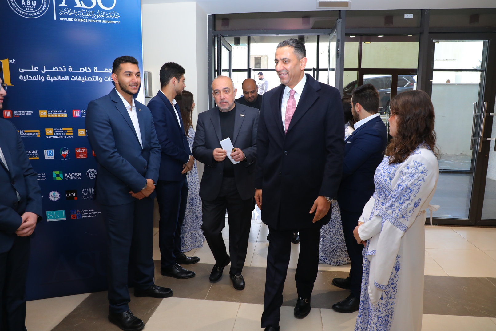 Madar Al-Saa Images 0.9884283738326562