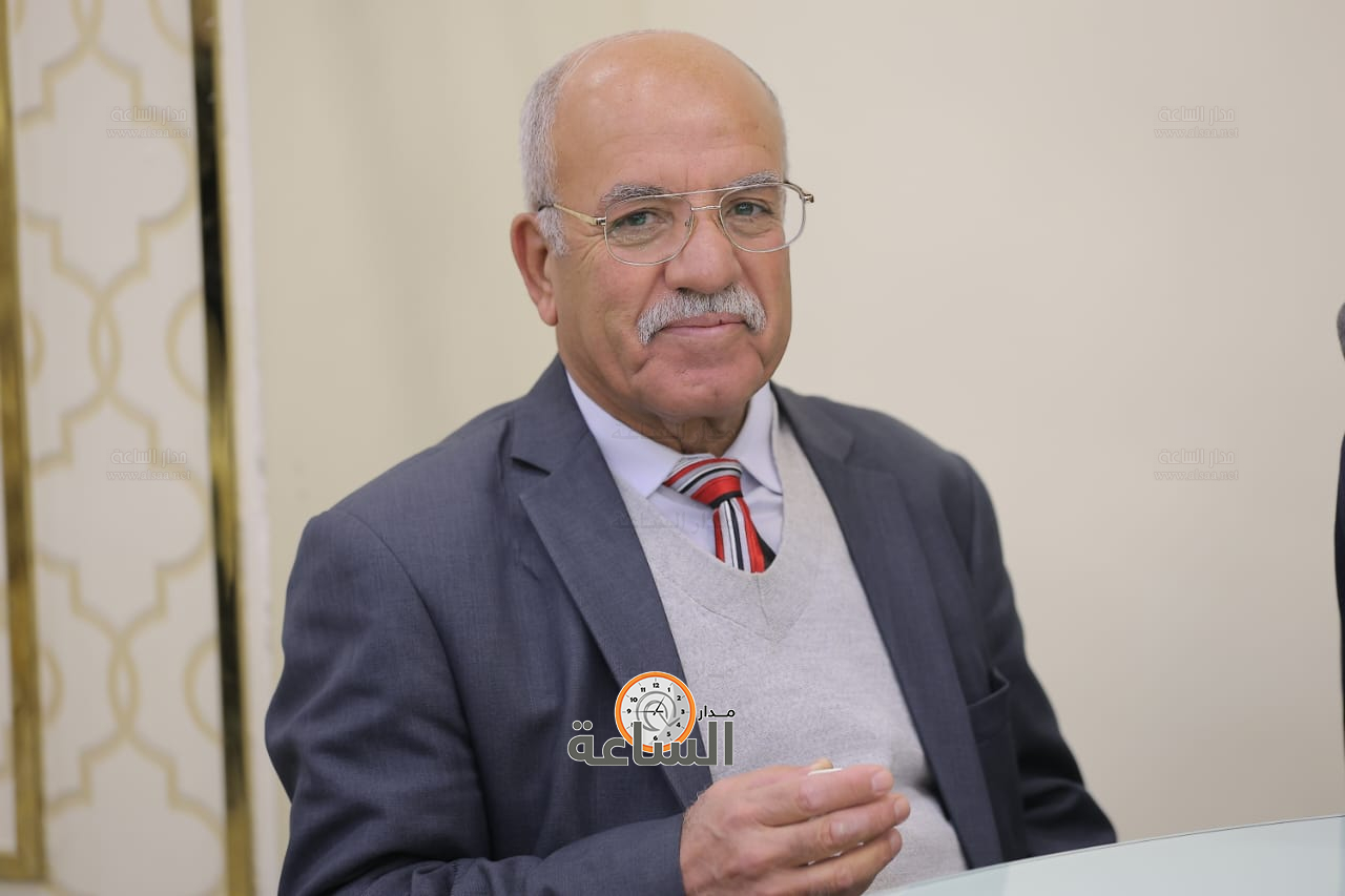 Madar Al-Saa Images 0.421748816291007