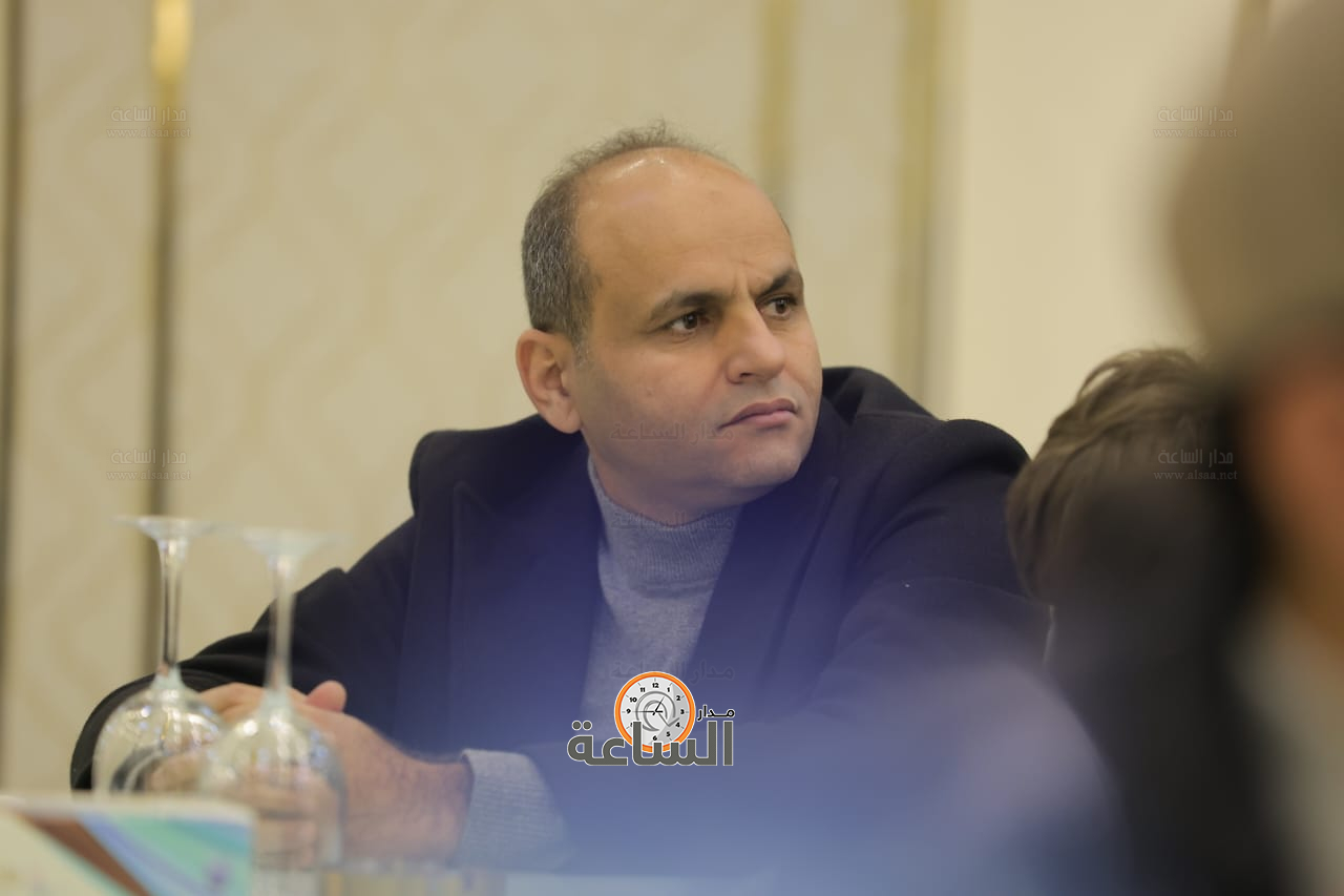 Madar Al-Saa Images 0.15634492214290685