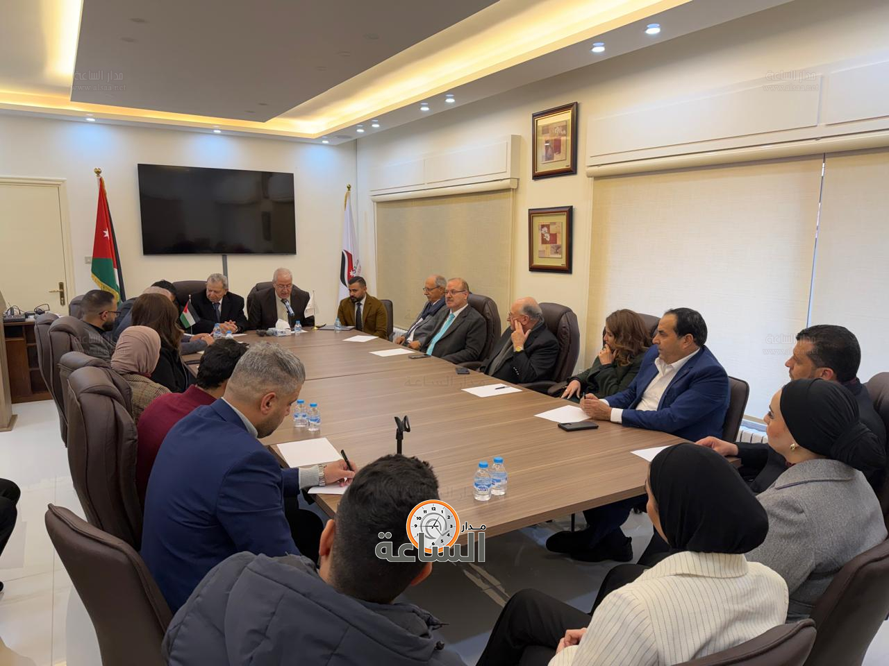 Madar Al-Saa Images 0.012789733732823771