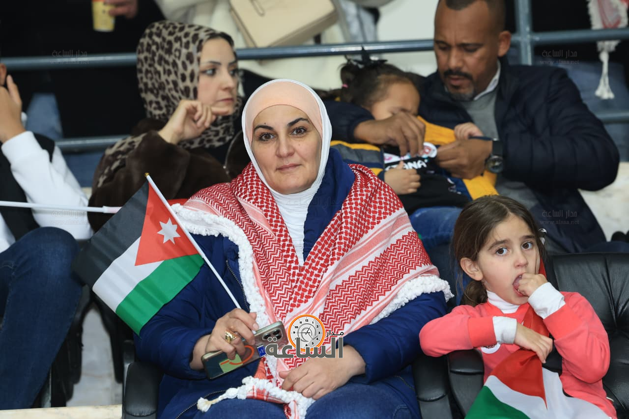 Madar Al-Saa Images 0.0059469135324197175