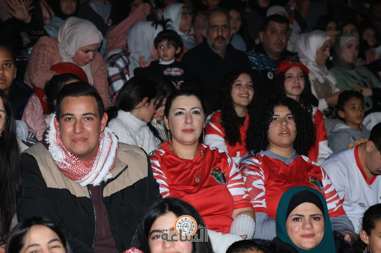 Madar Al-Saa Images 0.4781373116383679