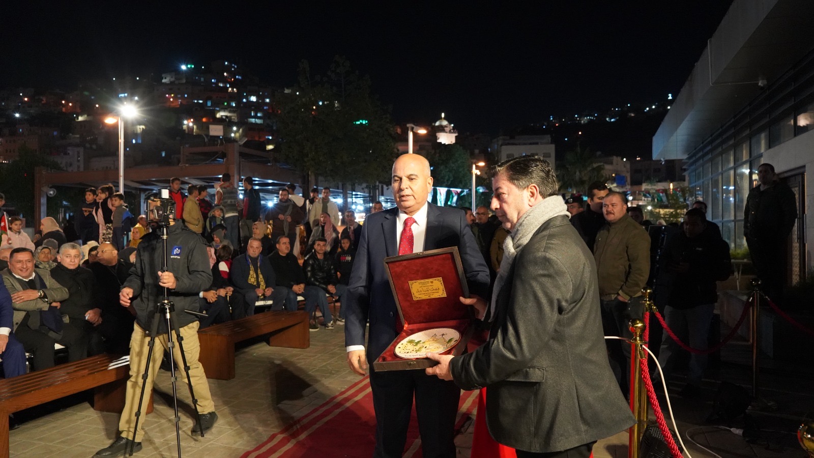 Madar Al-Saa Images 0.1976308710652136