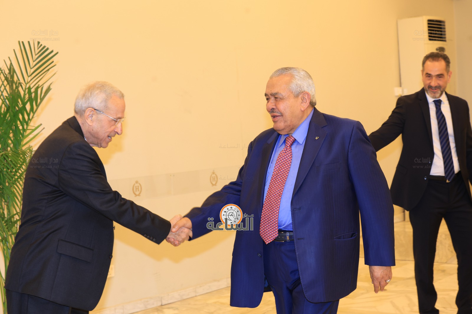 Madar Al-Saa Images 0.5996017431181264