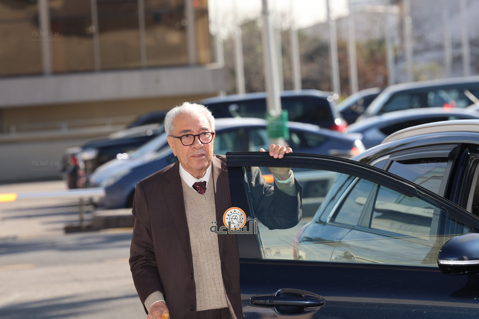 Madar Al-Saa Images 0.7029023015847021