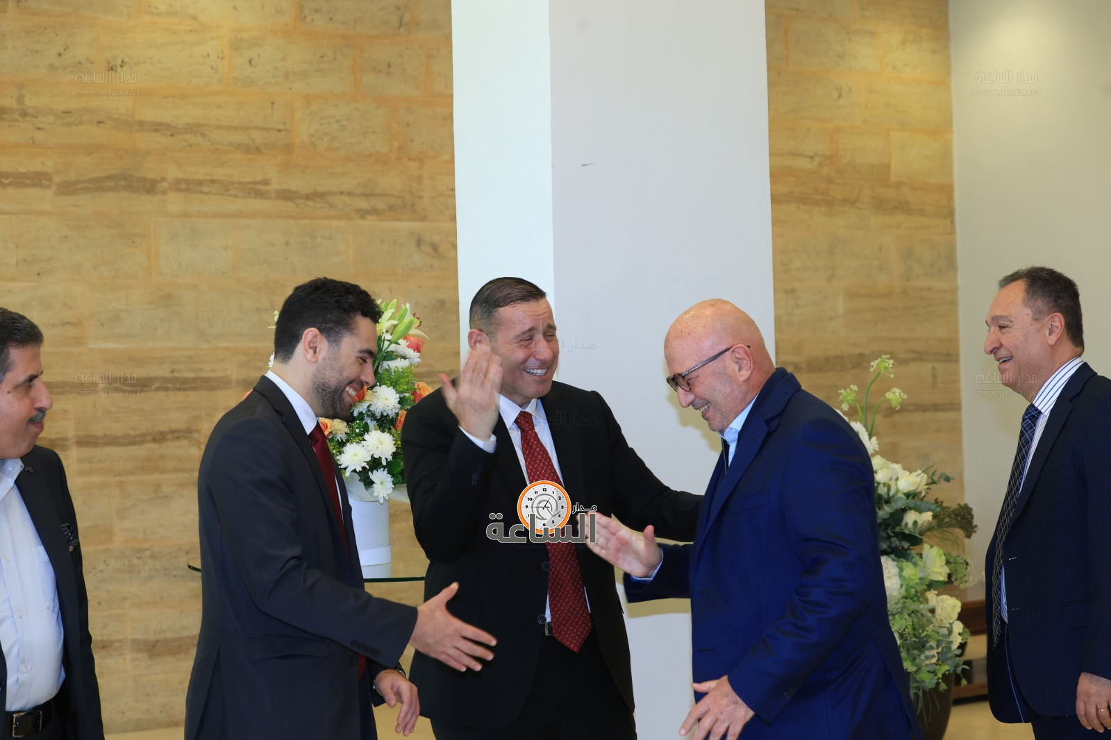 Madar Al-Saa Images 0.7254351152711277