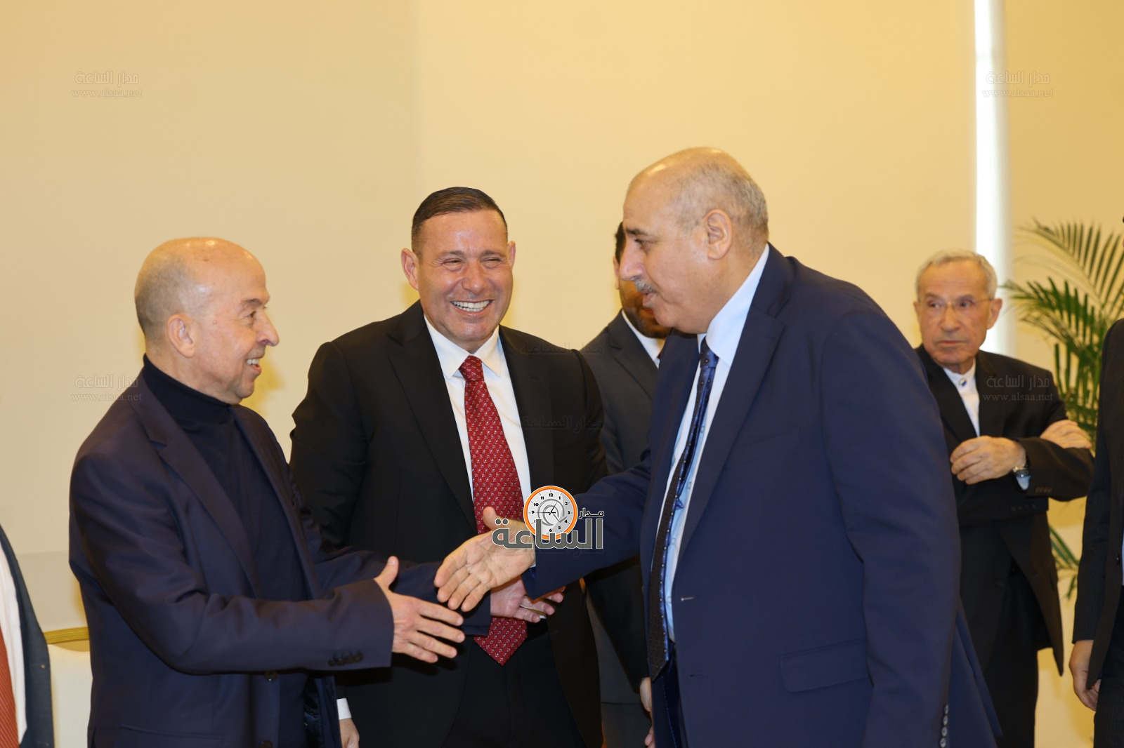 Madar Al-Saa Images 0.9101275297833894