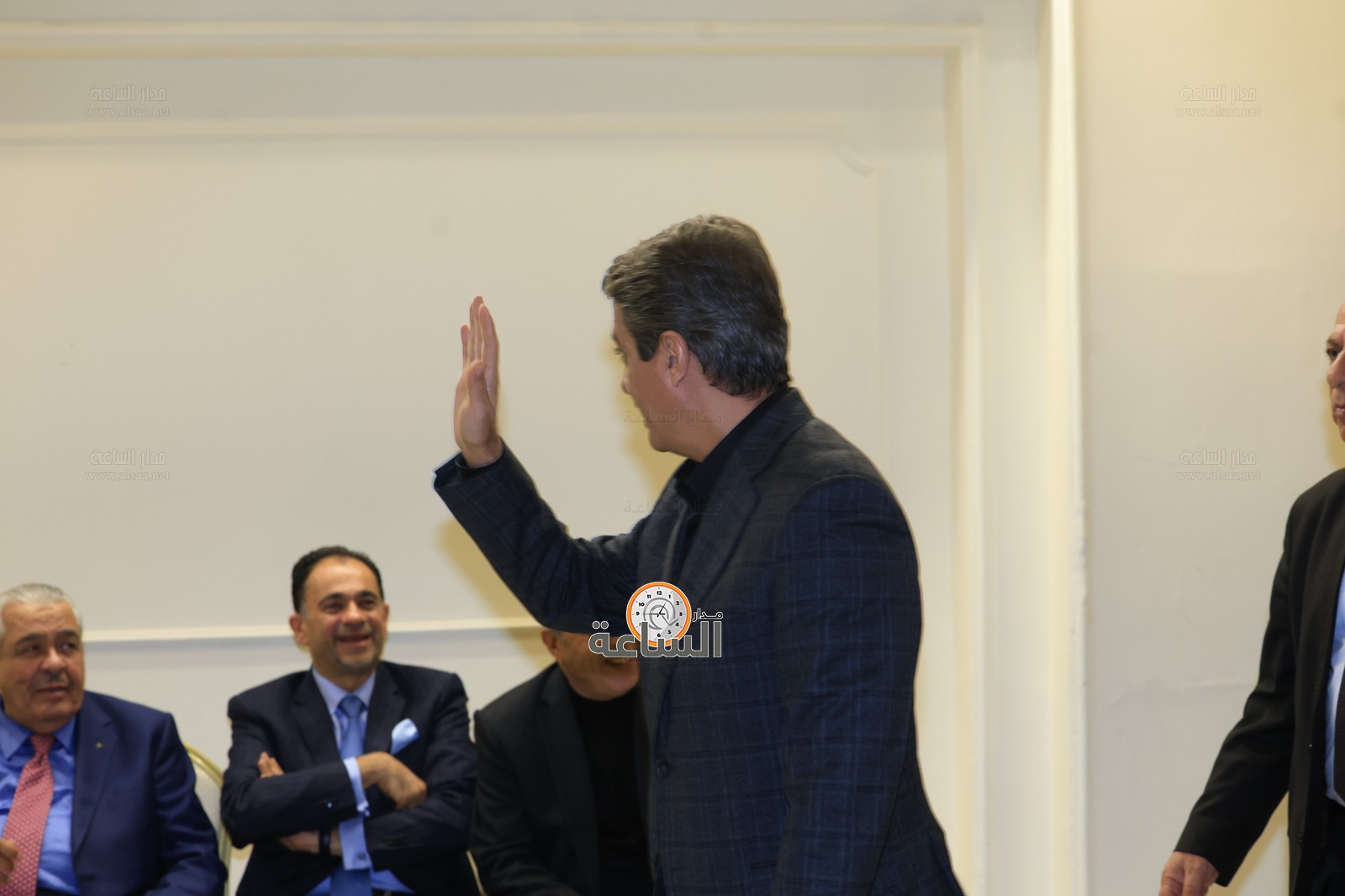 Madar Al-Saa Images 0.3027609878330033