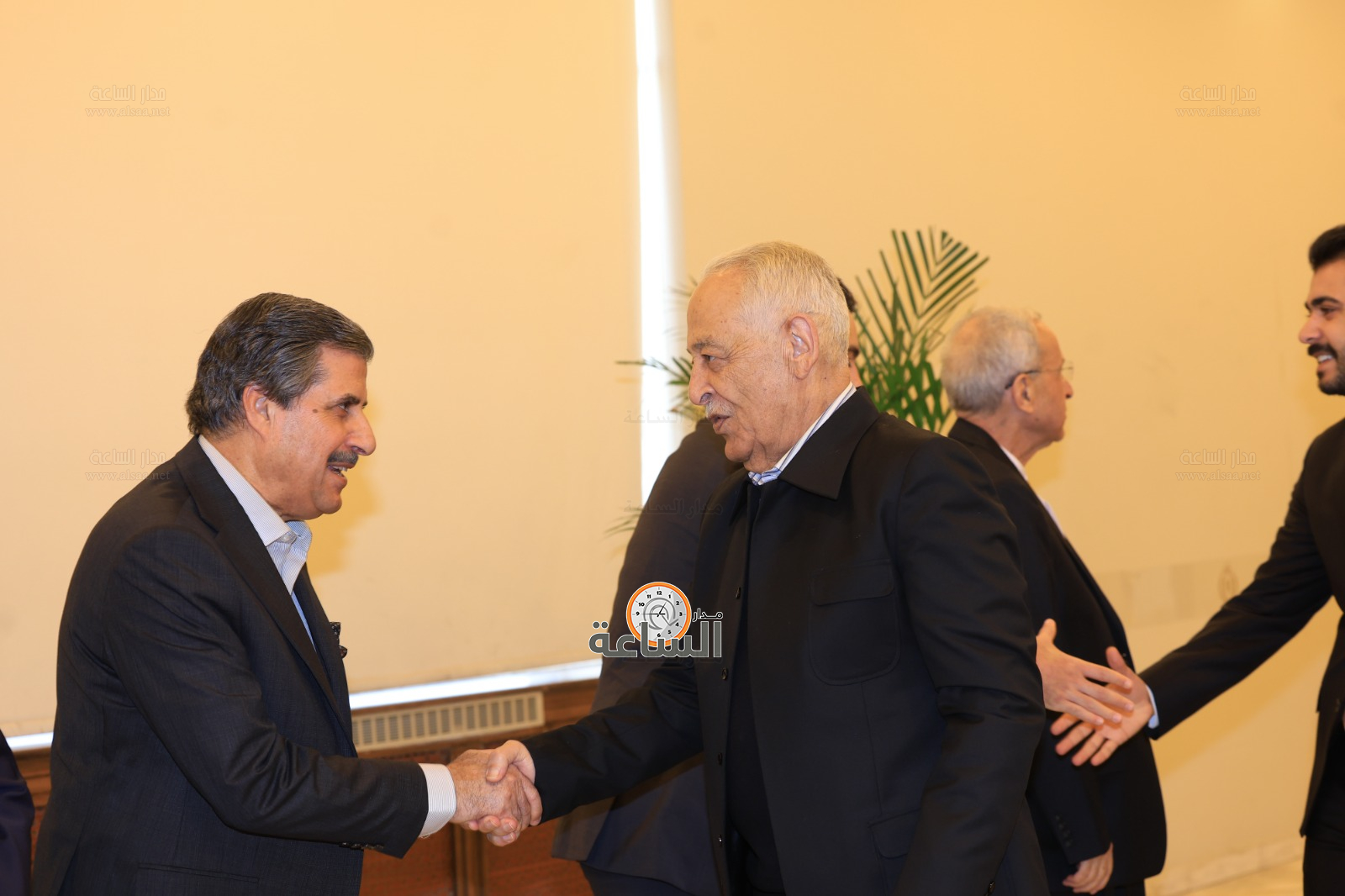 Madar Al-Saa Images 0.11635923238313872