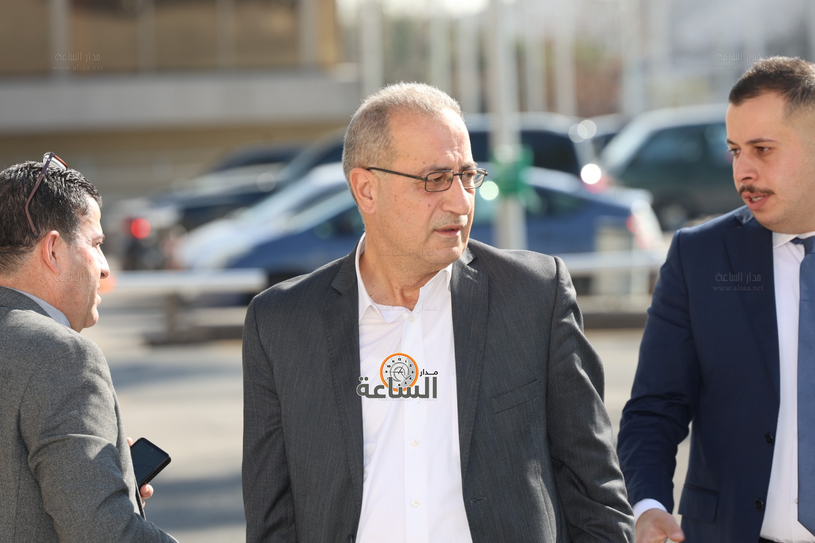 Madar Al-Saa Images 0.7447543438849683