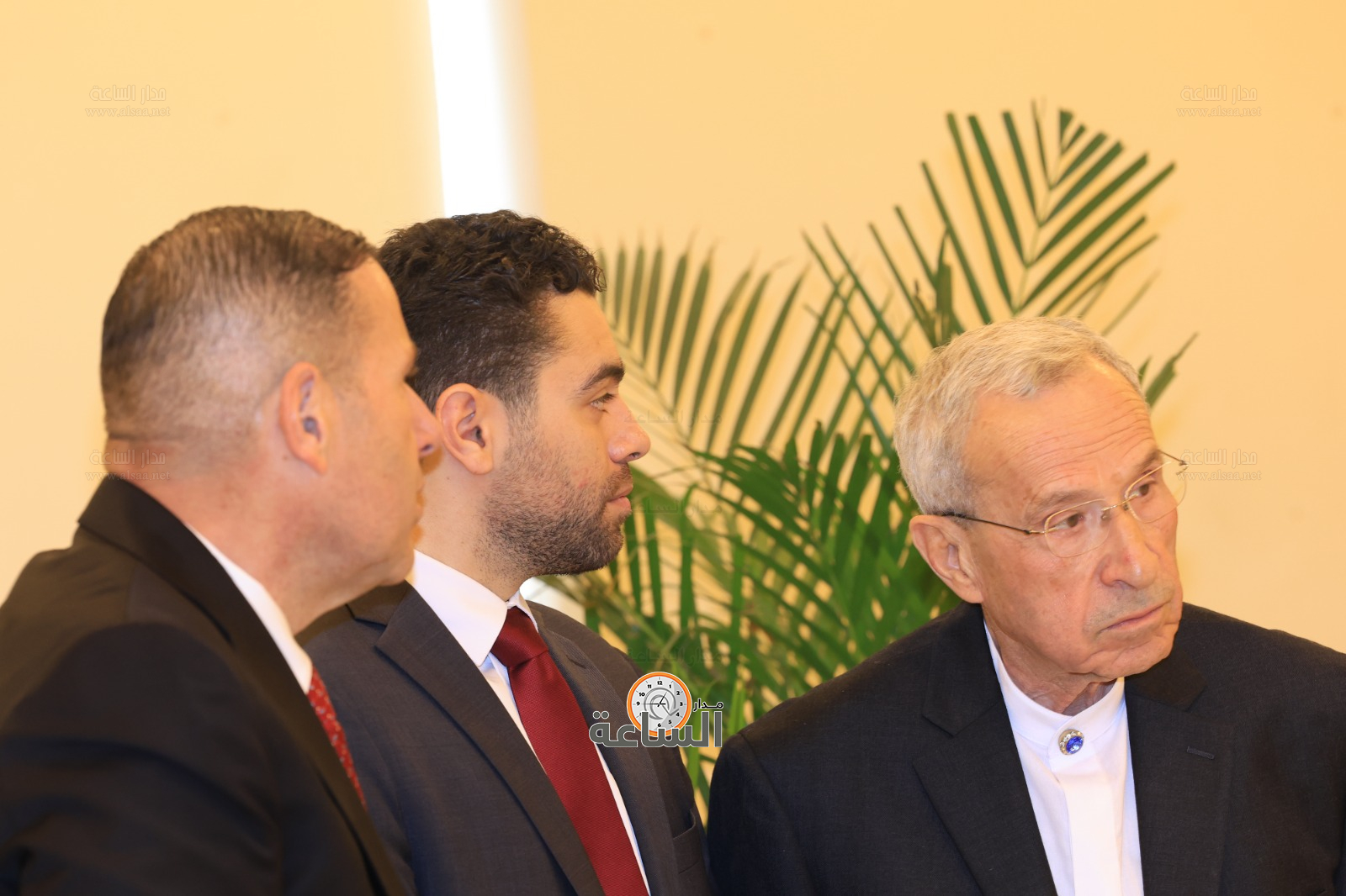 Madar Al-Saa Images 0.43676594219183407