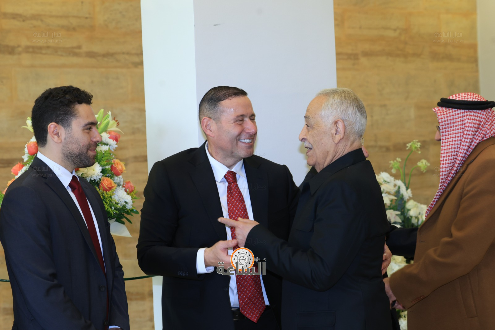 Madar Al-Saa Images 0.016589161625609306