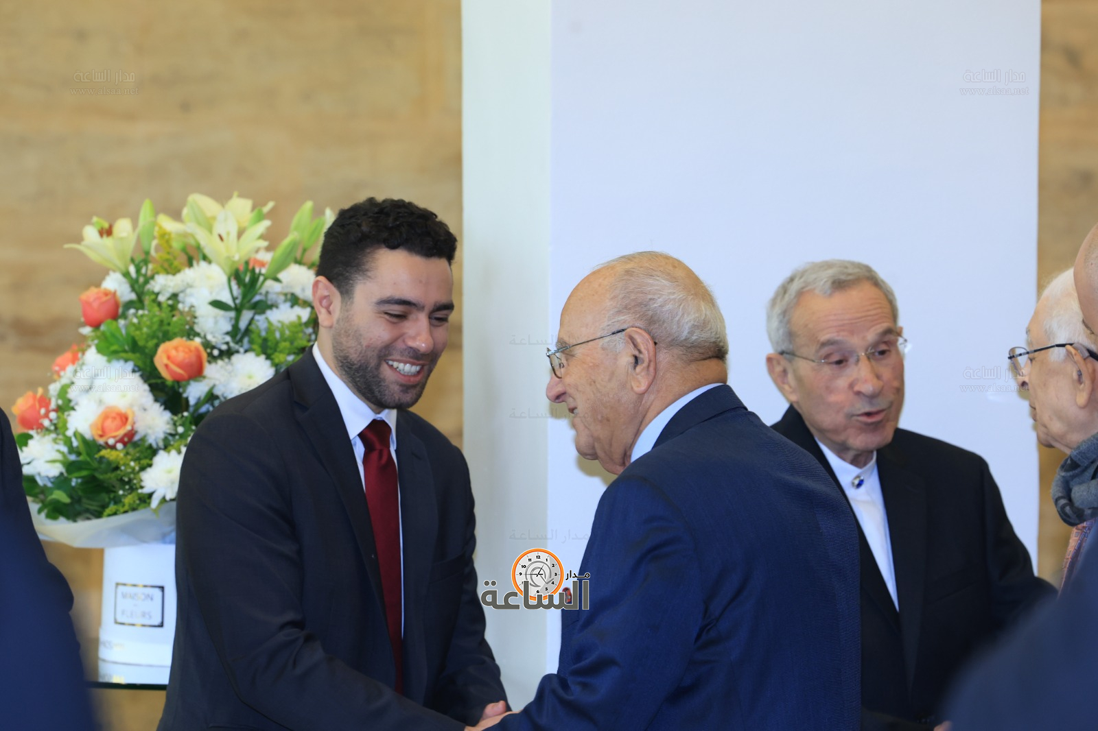 Madar Al-Saa Images 0.2933209030158145