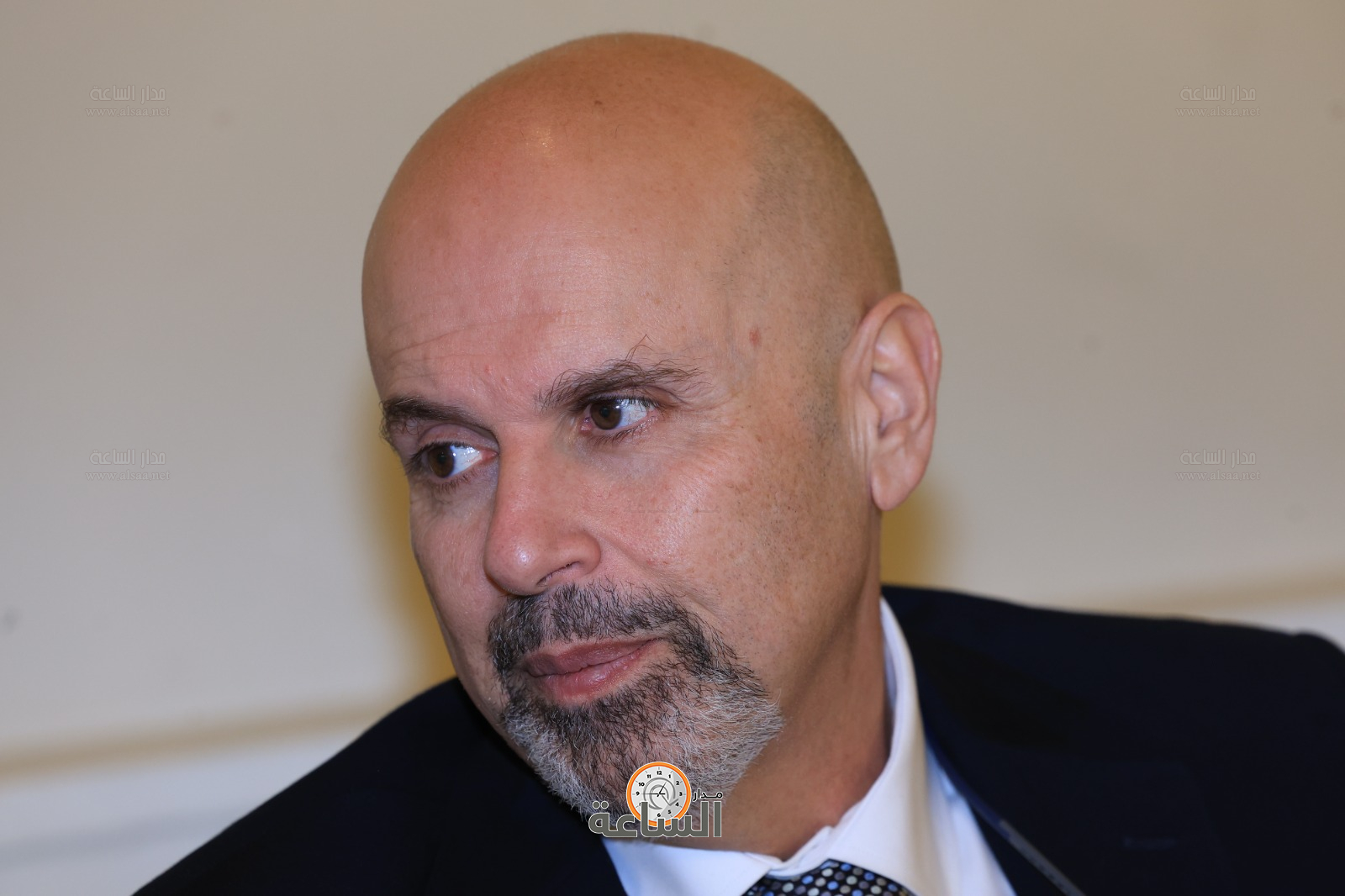 Madar Al-Saa Images 0.6017444630549837