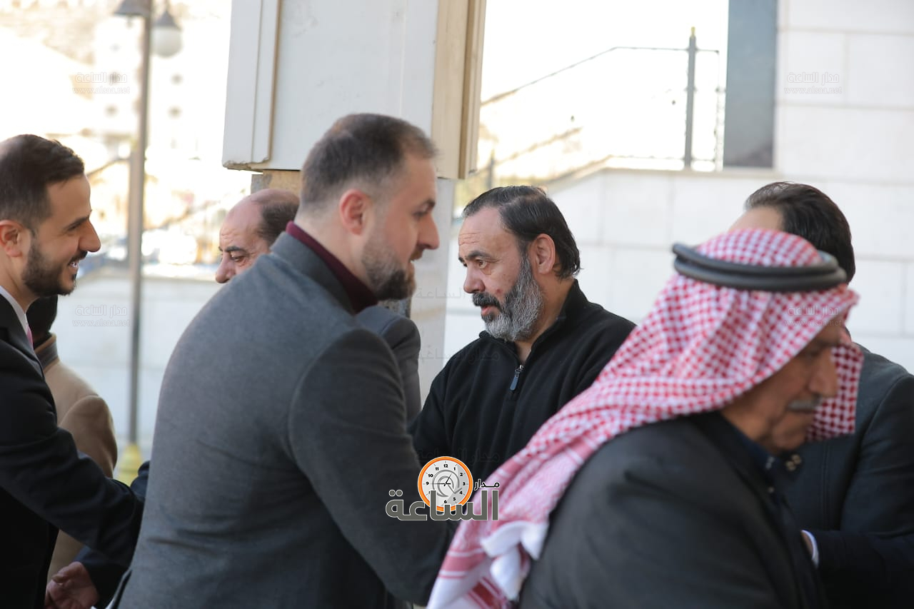 Madar Al-Saa Images 0.43197775448787246