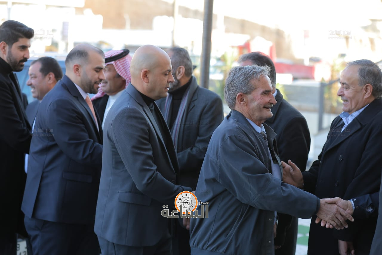 Madar Al-Saa Images 0.39098824351774975