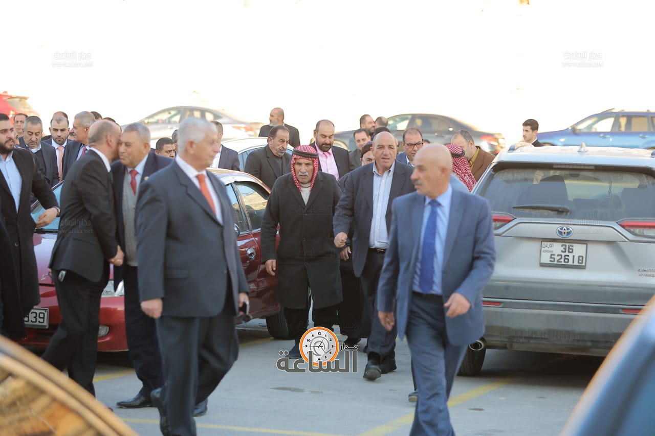 Madar Al-Saa Images 0.009997187702056043