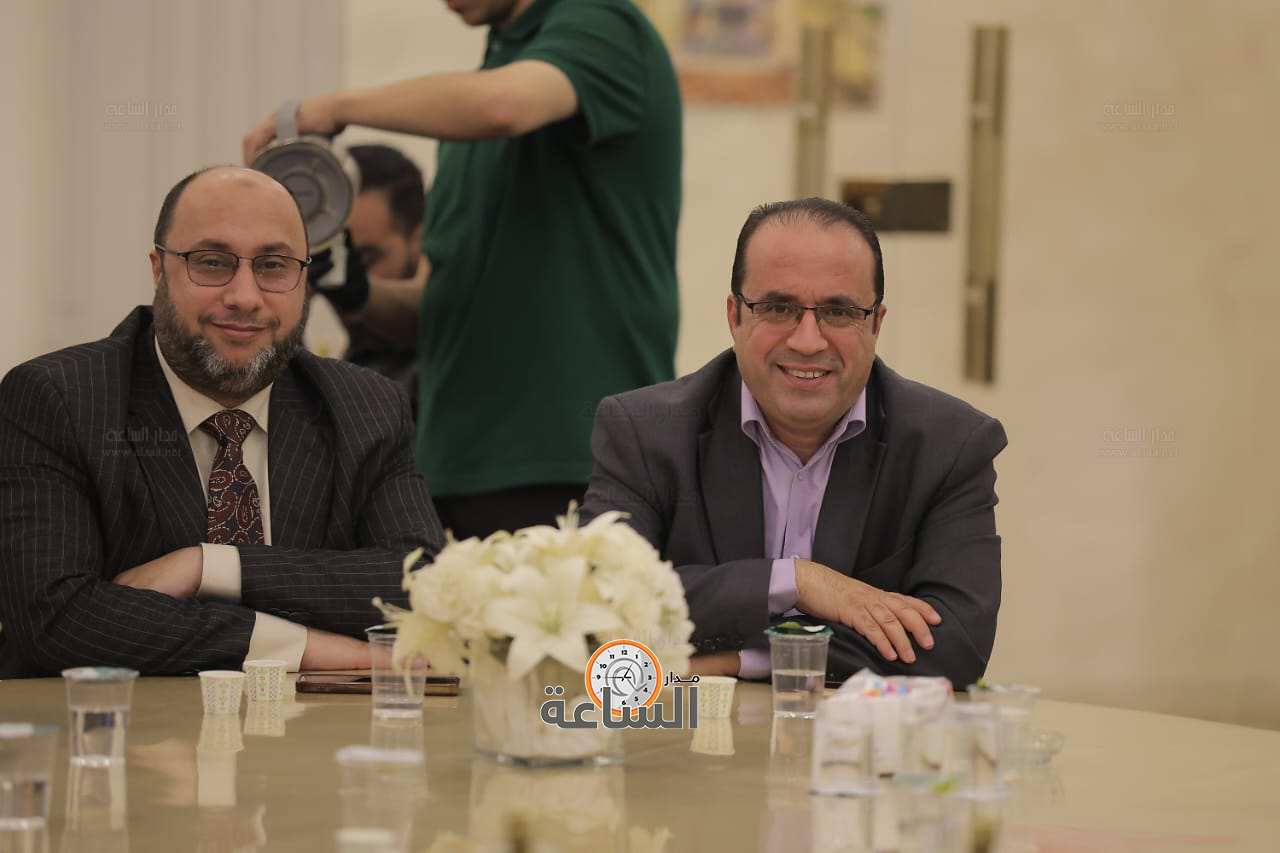 Madar Al-Saa Images 0.7093421332964857