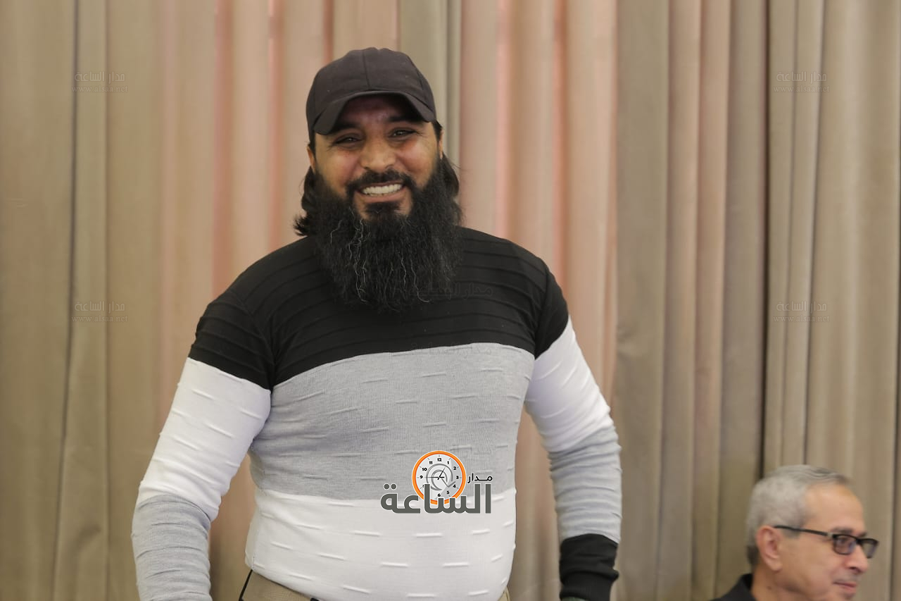 Madar Al-Saa Images 0.420946861916498