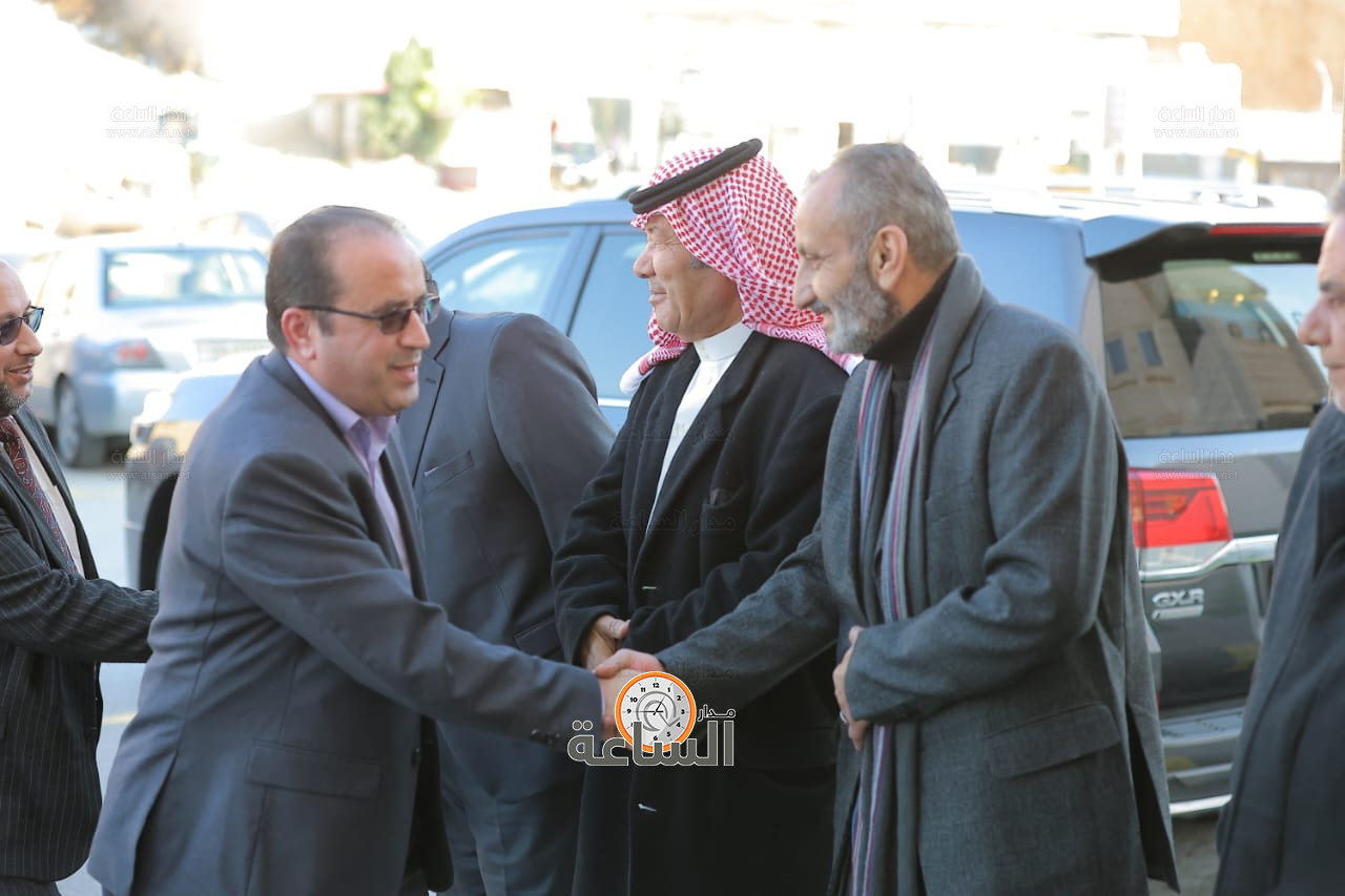 Madar Al-Saa Images 0.040169869863444396