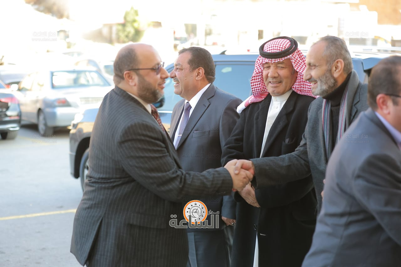 Madar Al-Saa Images 0.5904886335347557