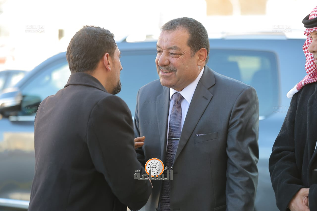 Madar Al-Saa Images 0.584823229840416