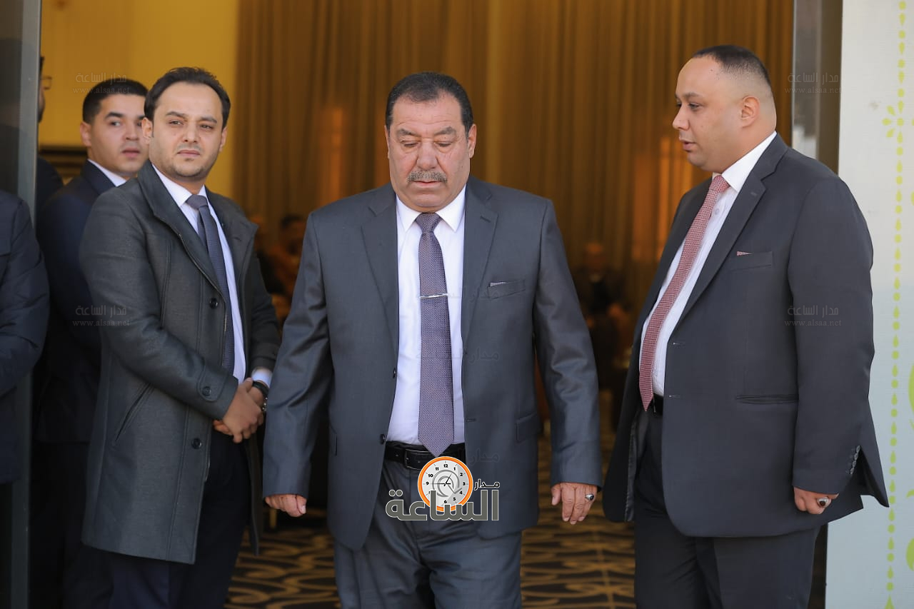 Madar Al-Saa Images 0.748984226498951